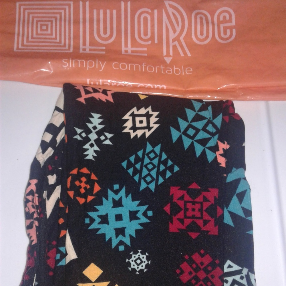LuLaRoe OS Leggings